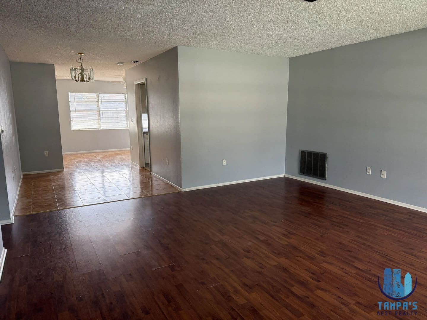 New Port Richey House: 5048 Lillilea Ln