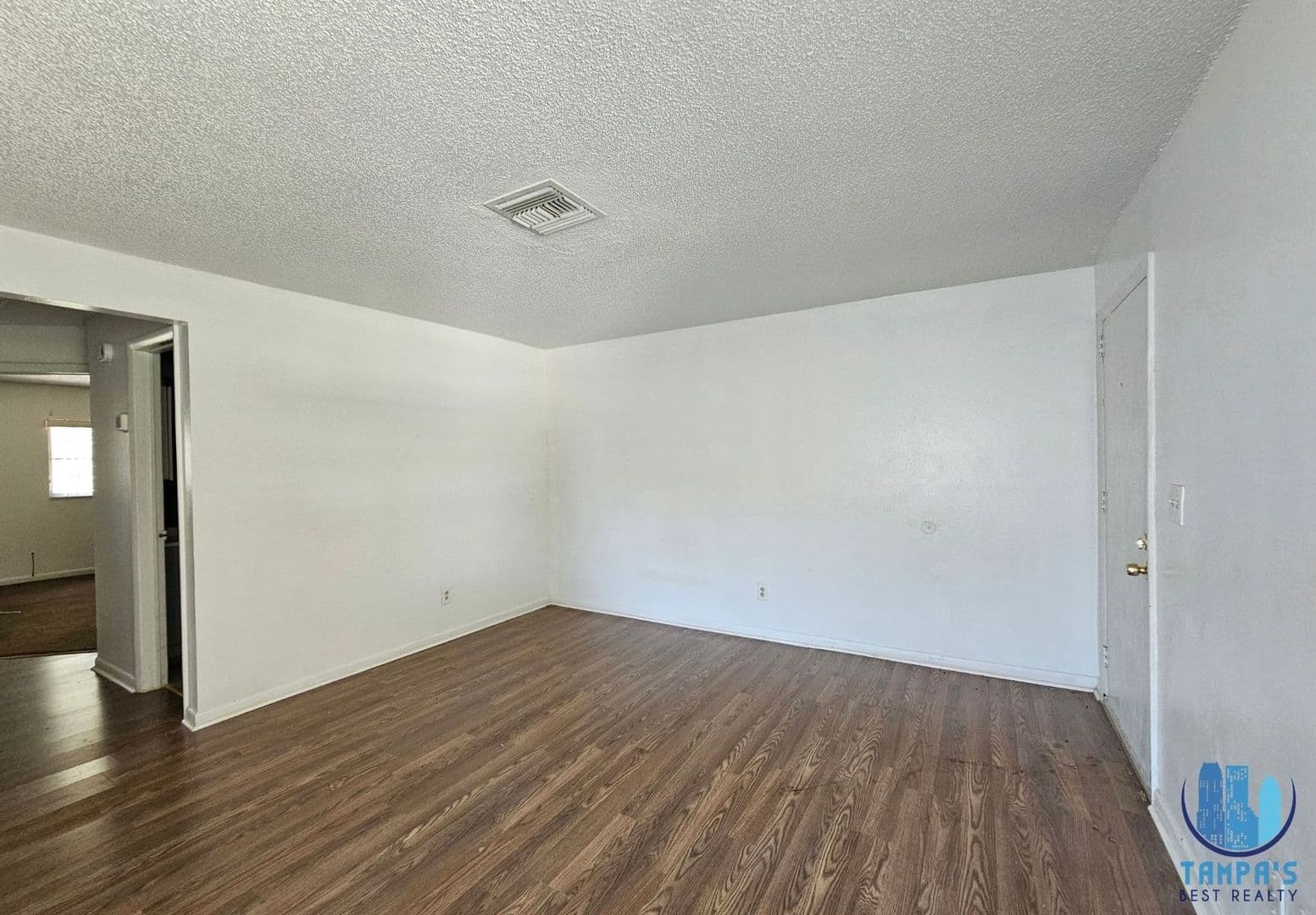 St Petersburg Apartment: 209 NW Jefferson Cir N