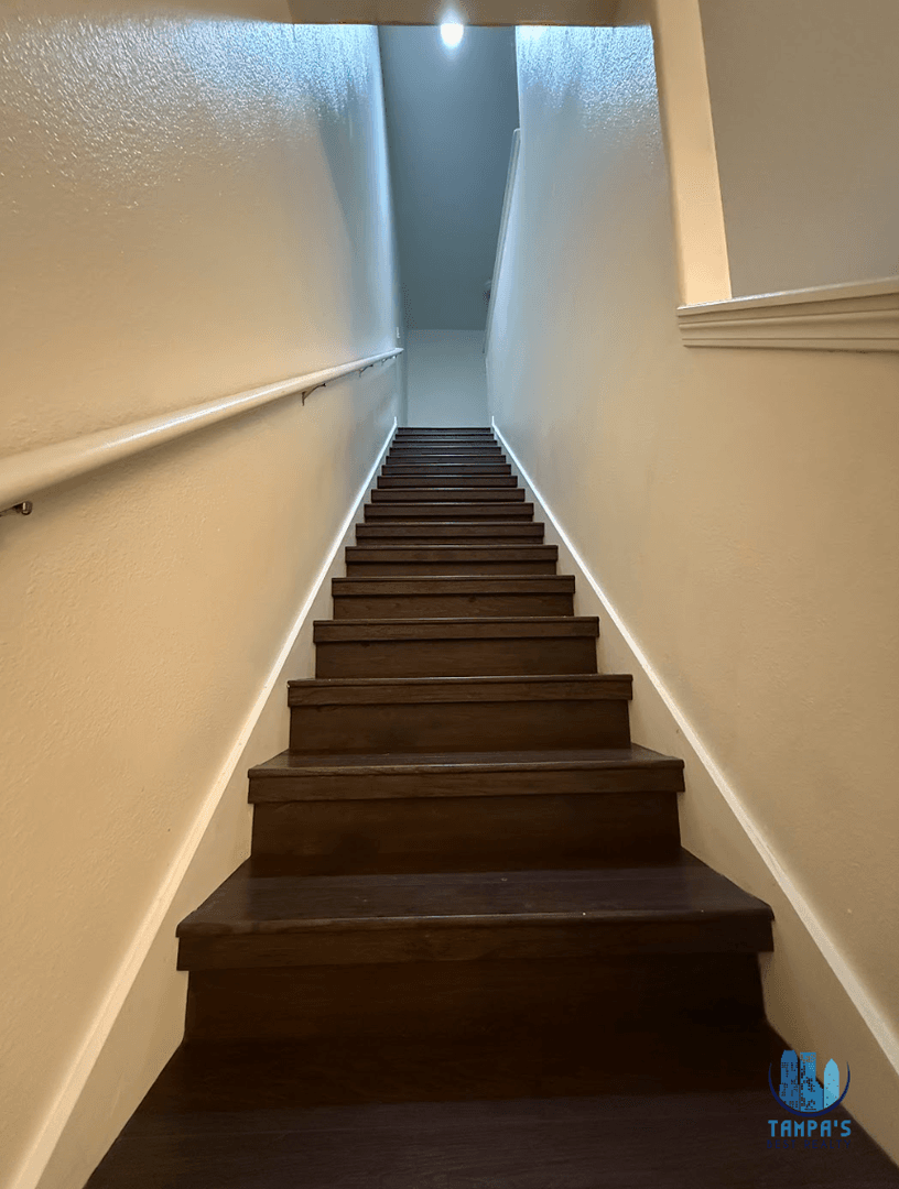 Brandon House: 2807 LANTERN HILL AVE