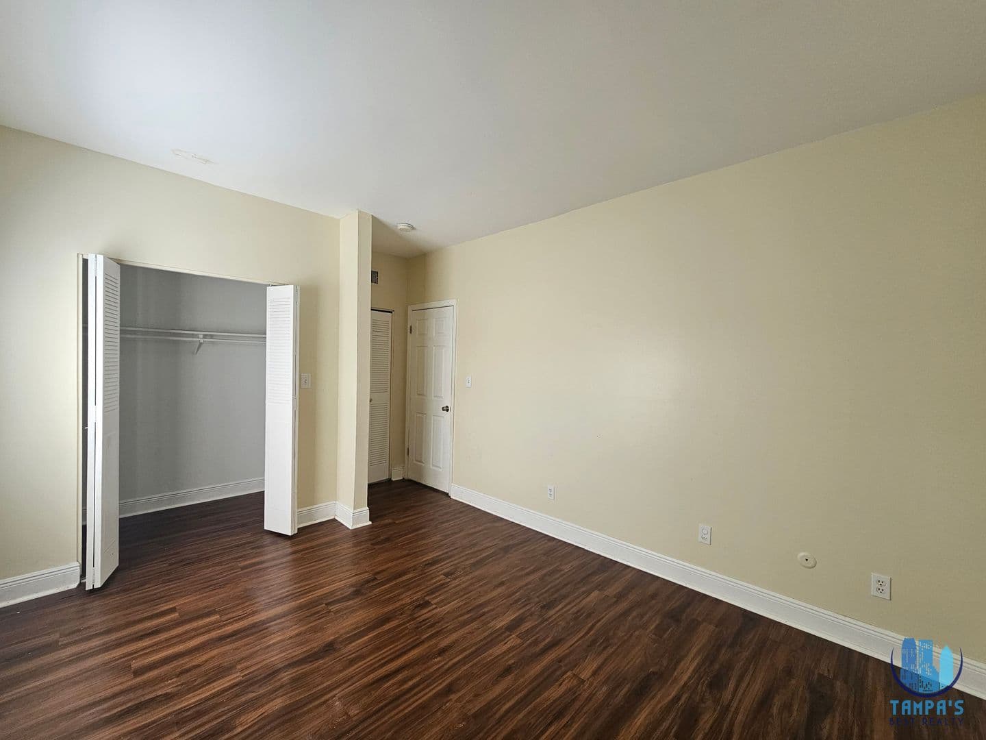 Tampa Apartment: 7611 Paula Dr