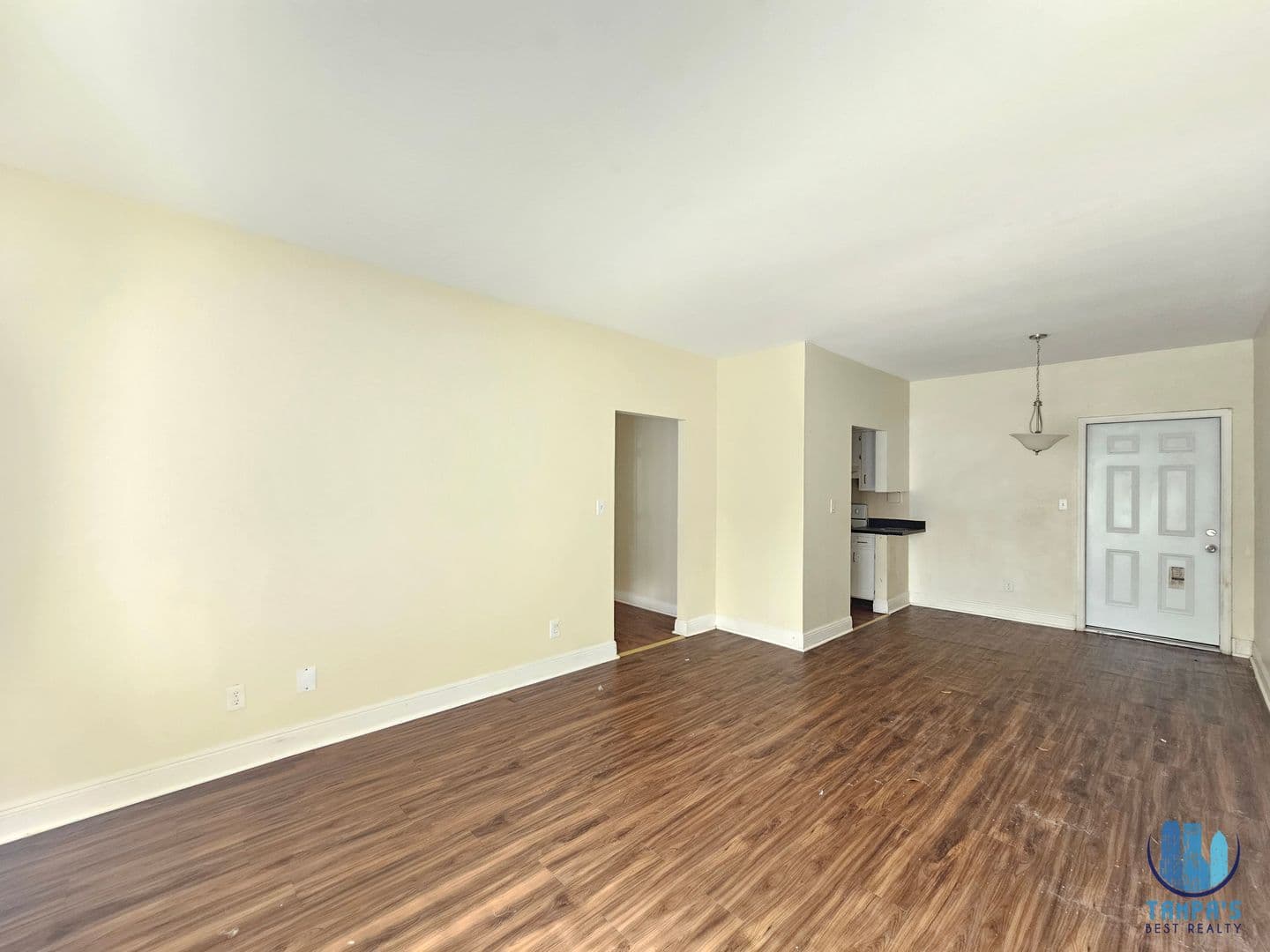 Tampa Apartment: 7611 Paula Dr