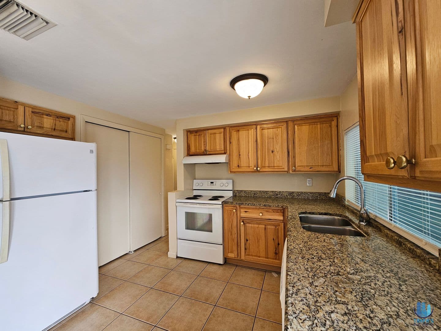 New Port Richey House: 4332 Newbury Dr.