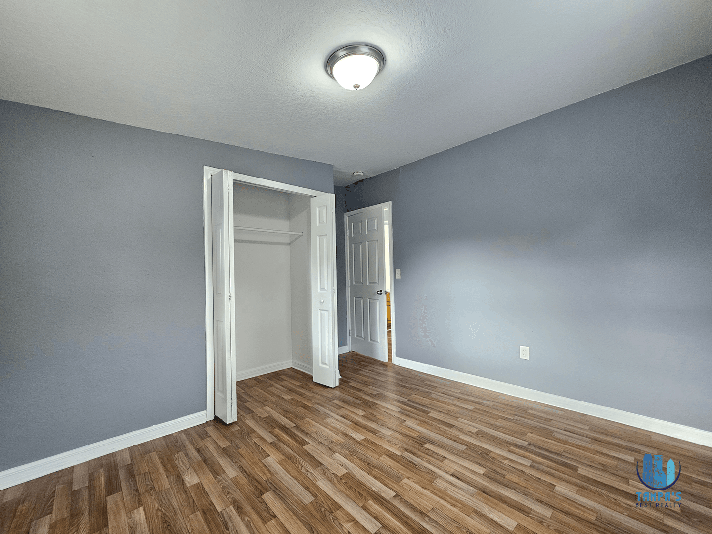 Lakeland House: 2431 Cannon St