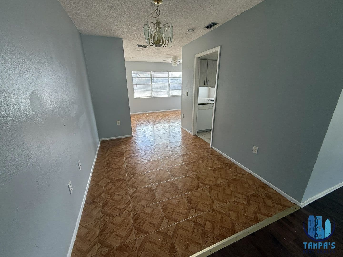 New Port Richey House: 5048 Lillilea Ln