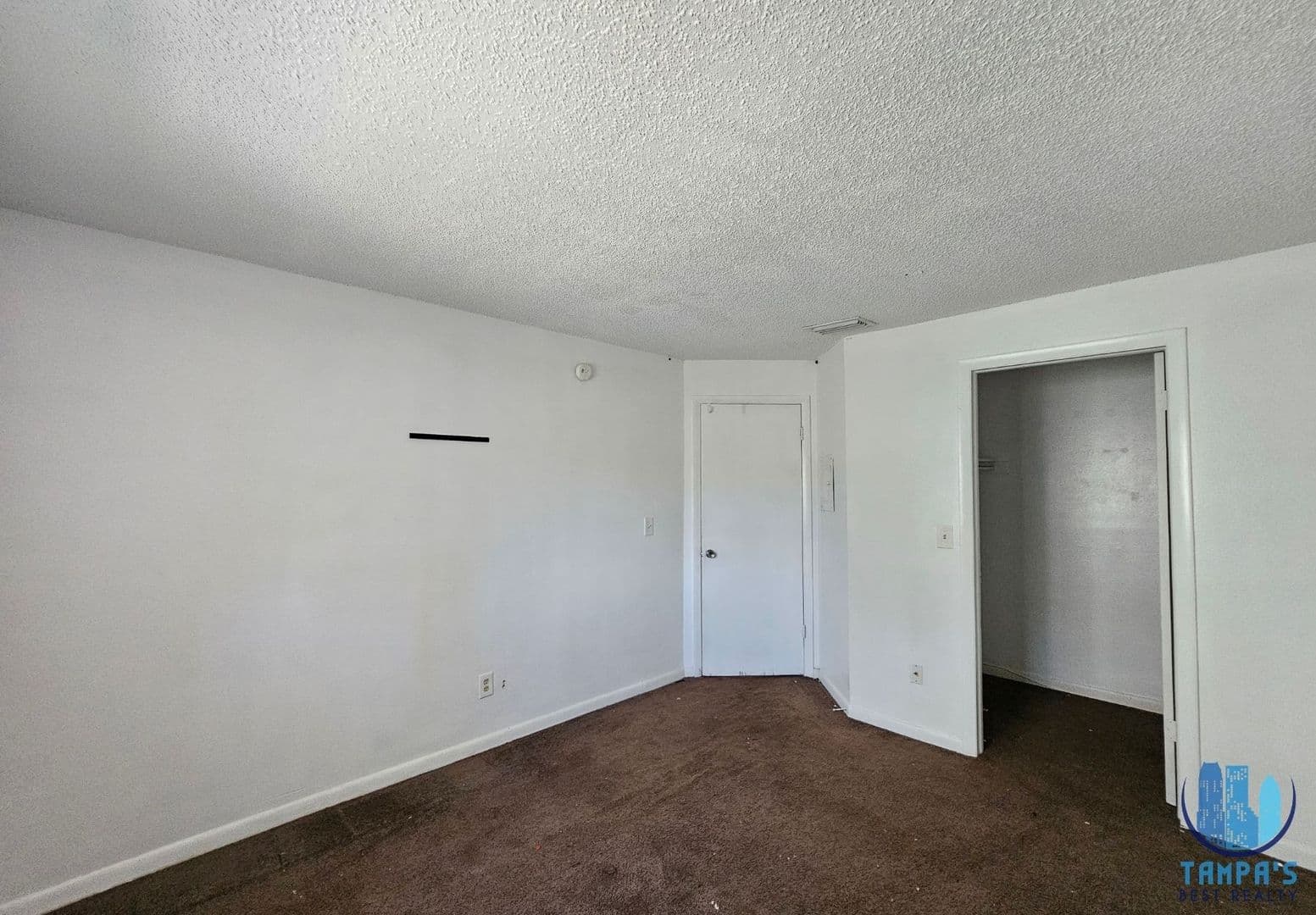 St Petersburg Apartment: 209 NW Jefferson Cir N