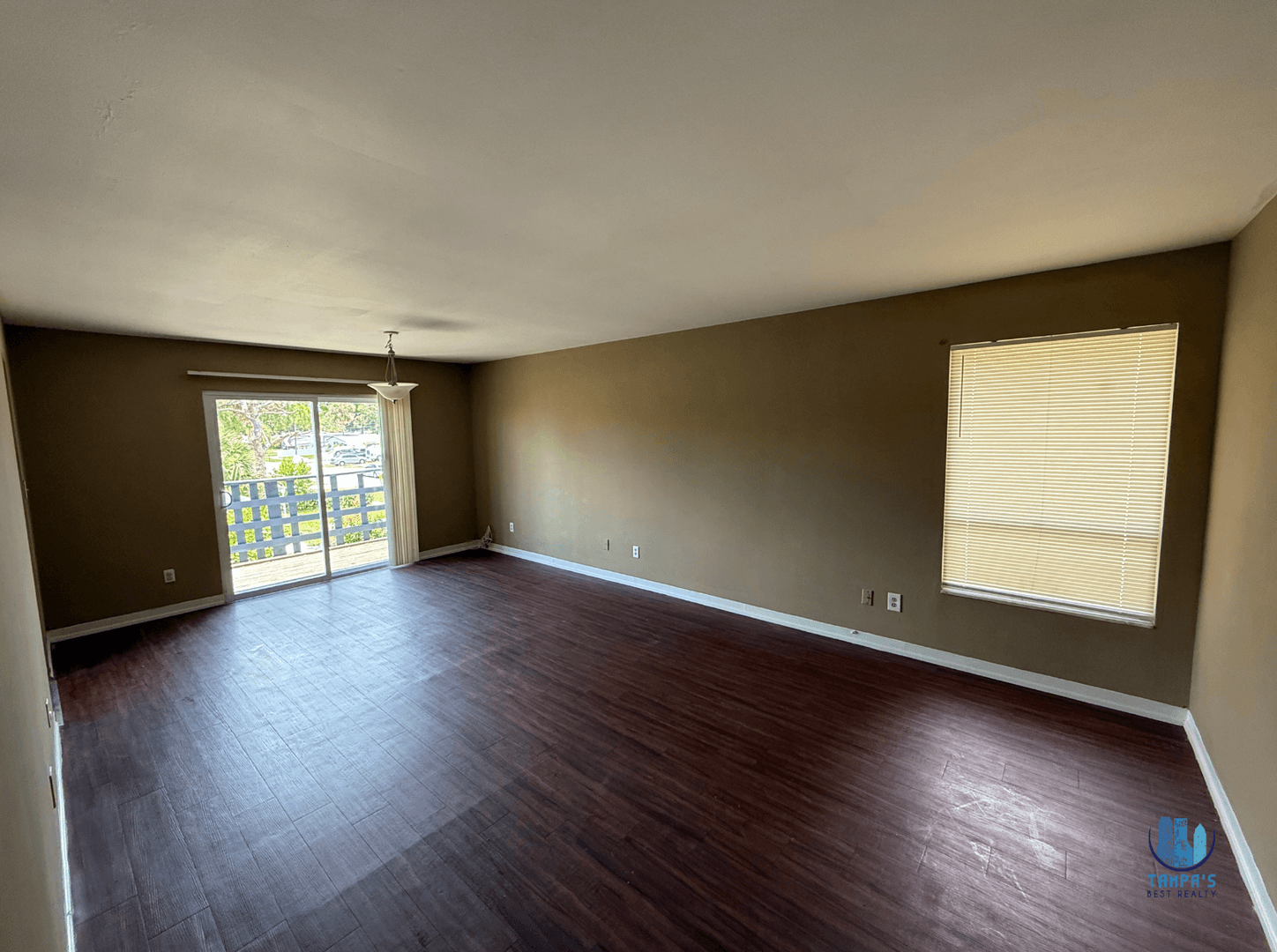 Tampa Apartment: 7610 W Powhatan Ave