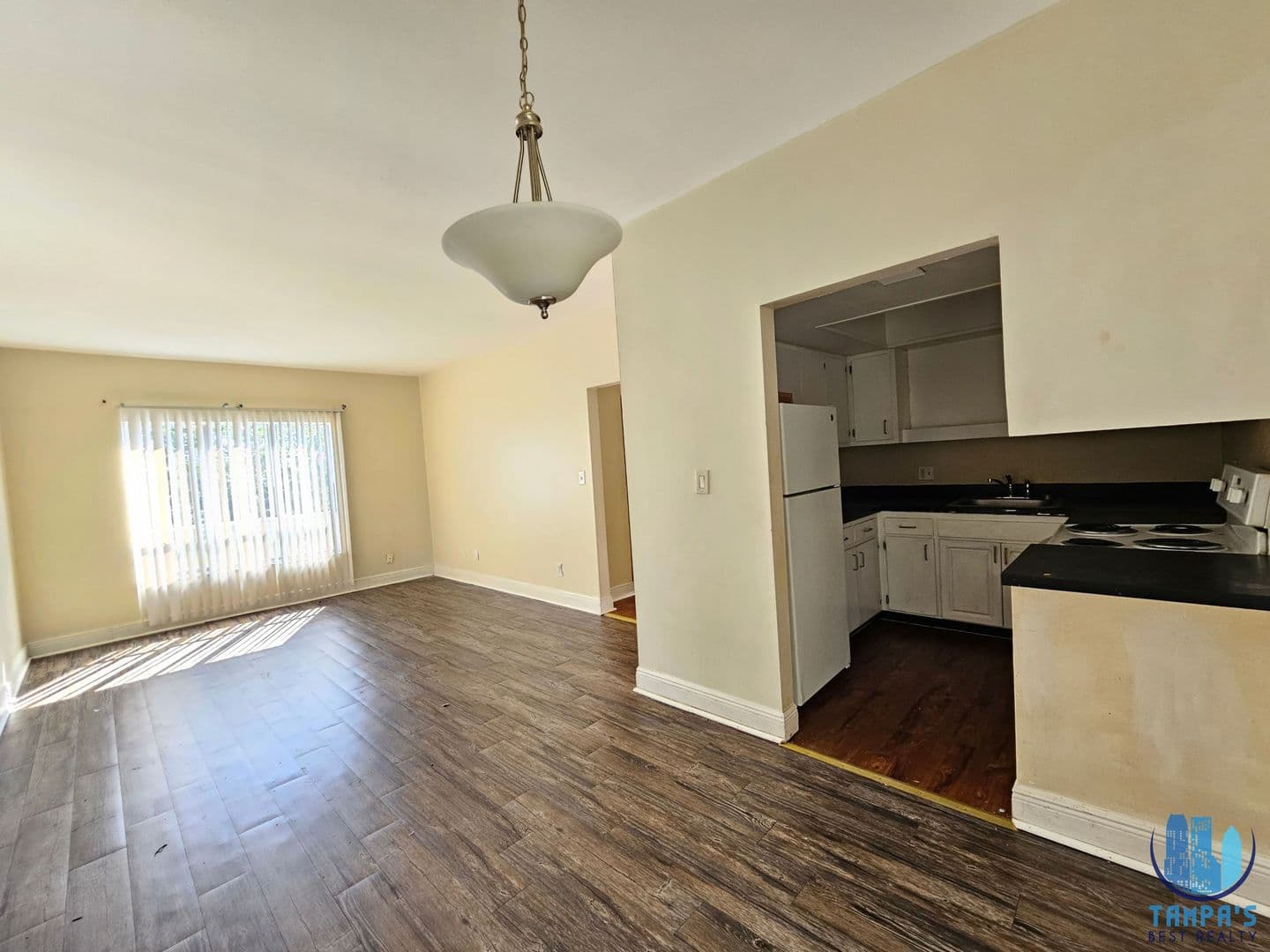 Tampa Apartment: 7611 Paula Dr