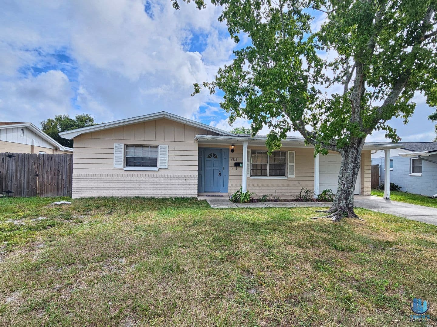 New Port Richey House: 4332 Newbury Dr.