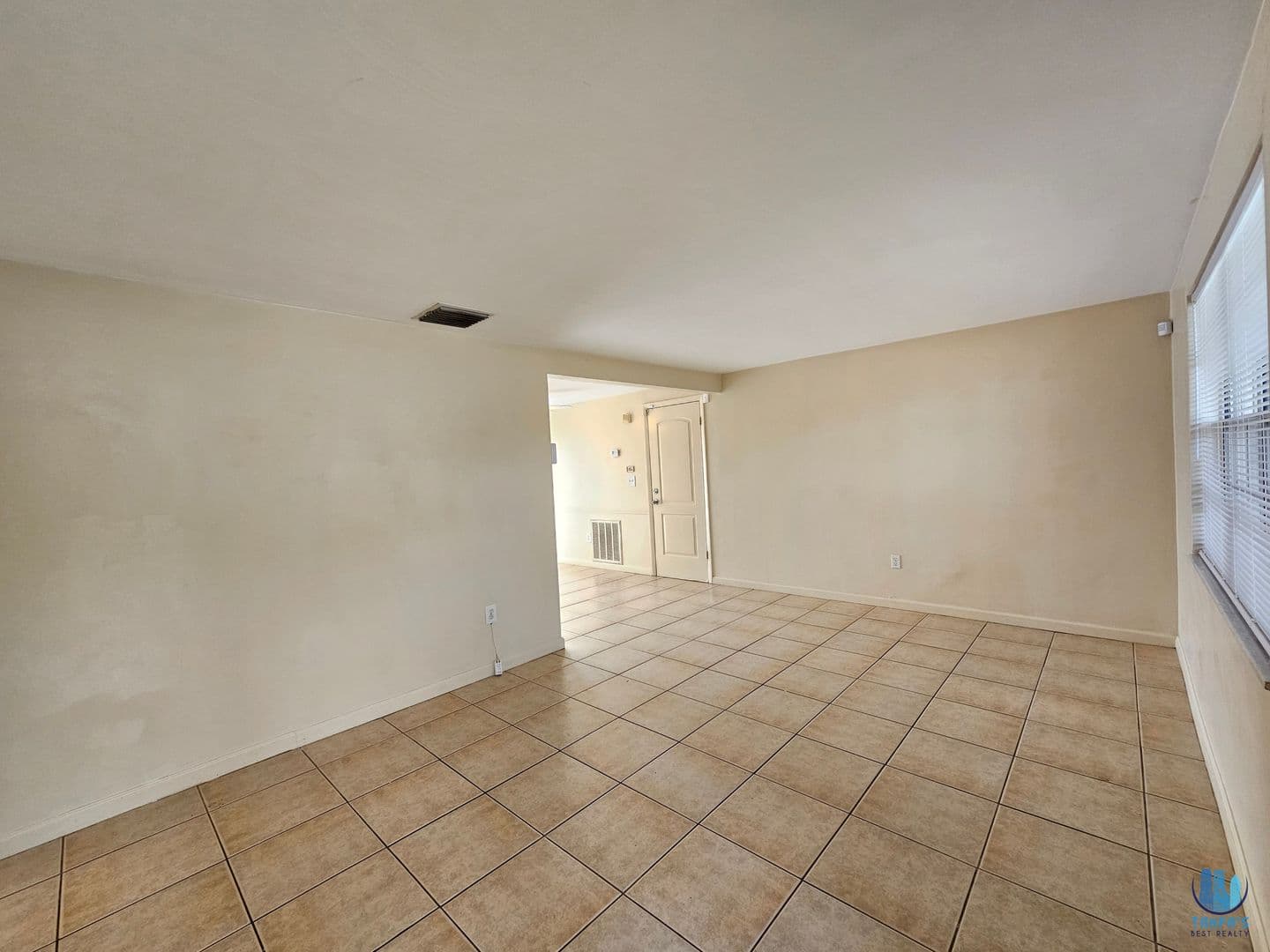 New Port Richey House: 4332 Newbury Dr.