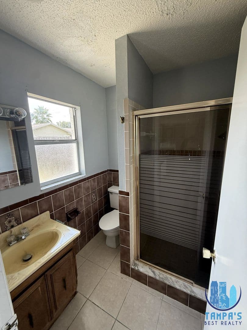 New Port Richey House: 5048 Lillilea Ln