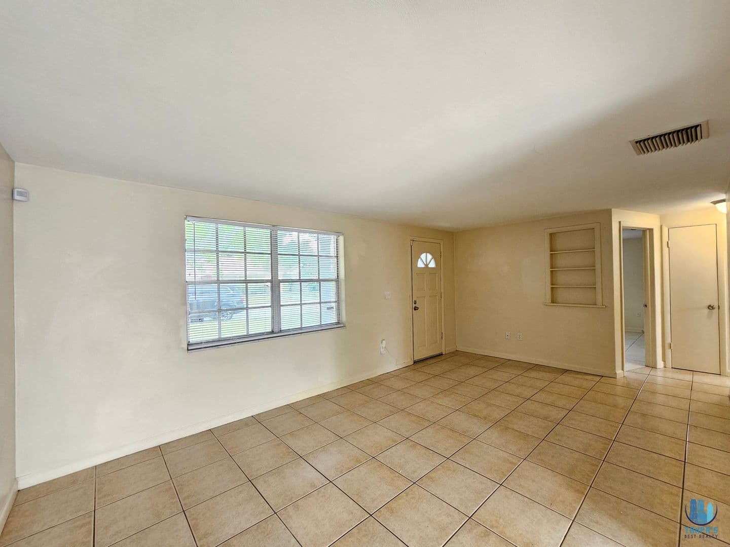 New Port Richey House: 4332 Newbury Dr.