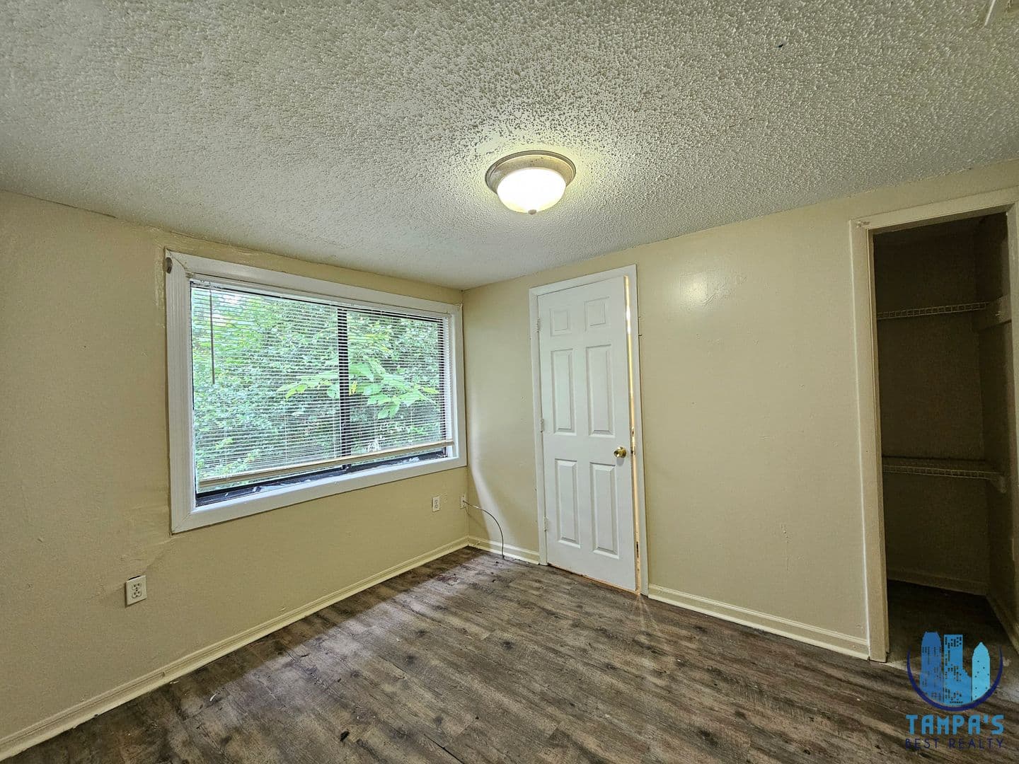 Tampa Apartment: 1504 E 99th Ave