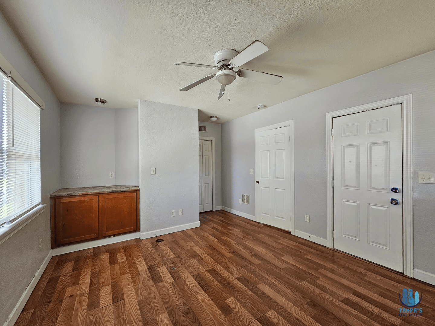 Clearwater Apartment: 1355 Drew St