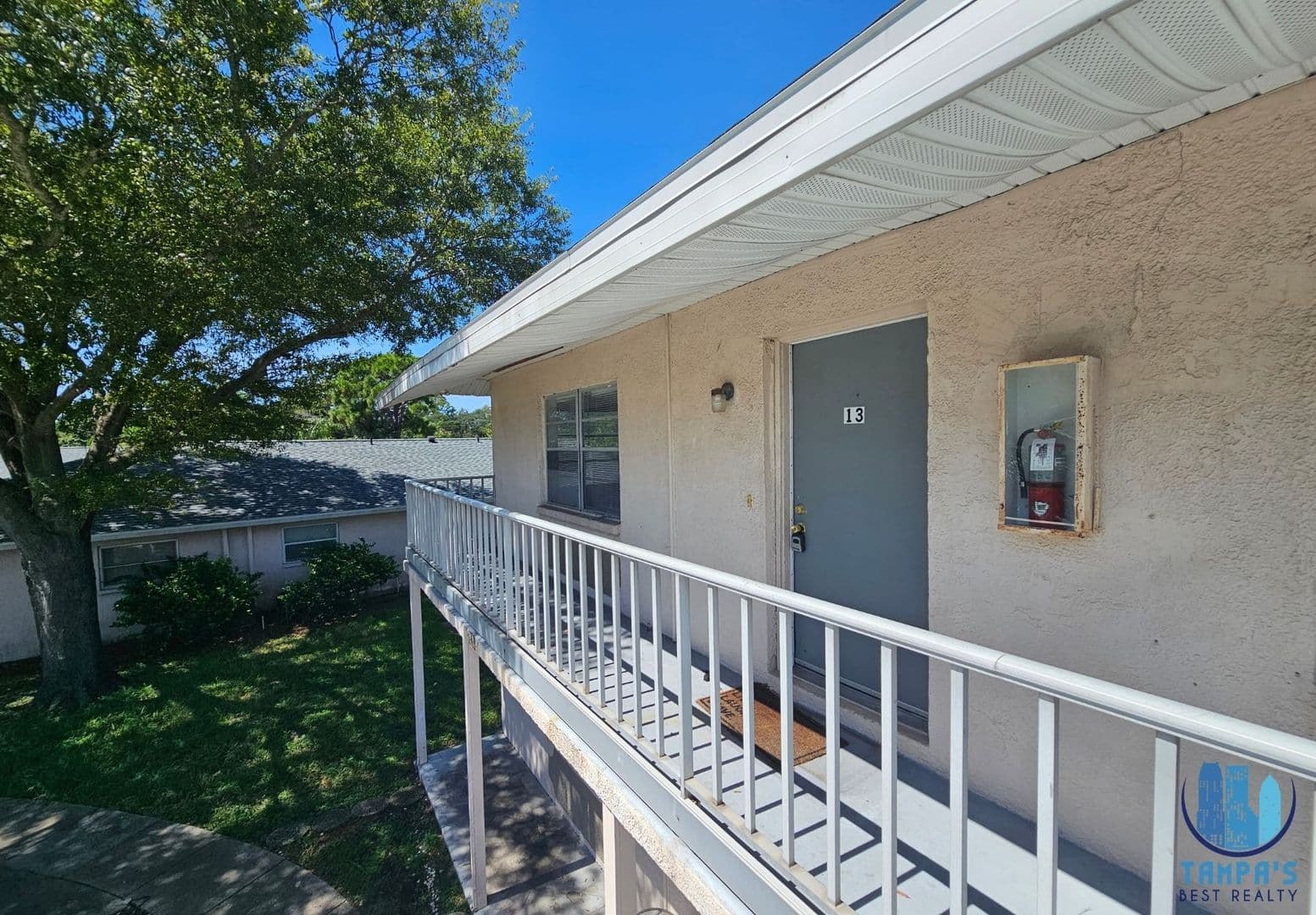 St Petersburg Apartment: 209 NW Jefferson Cir N