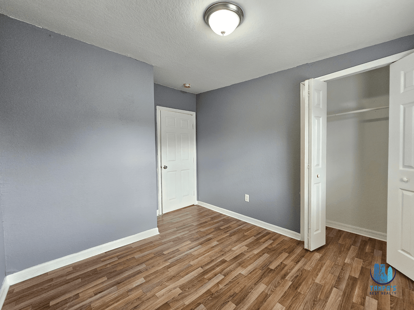 Lakeland House: 2431 Cannon St