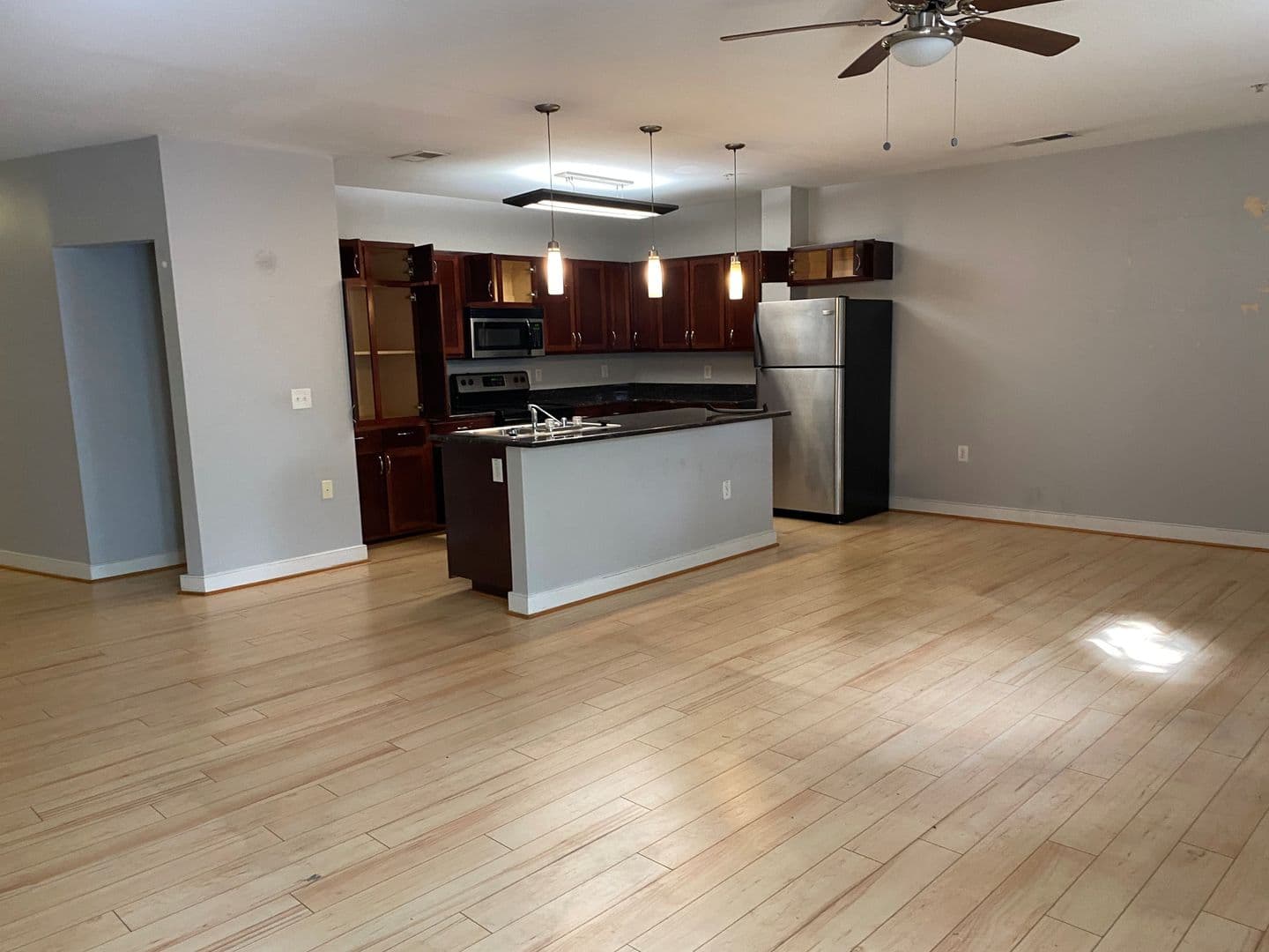 Portsmouth Apartment: 306 High Street
