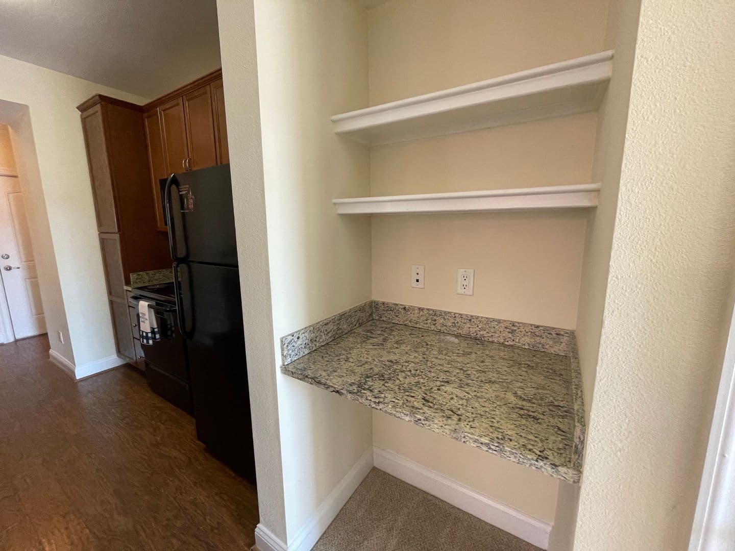 Virginia Beach Apartment: 4884 Travertine Ave