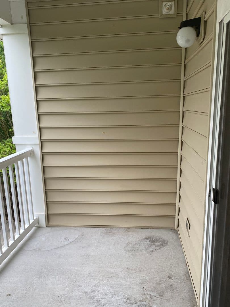 Newport News Apartment: 650 Stoney Creek Lane