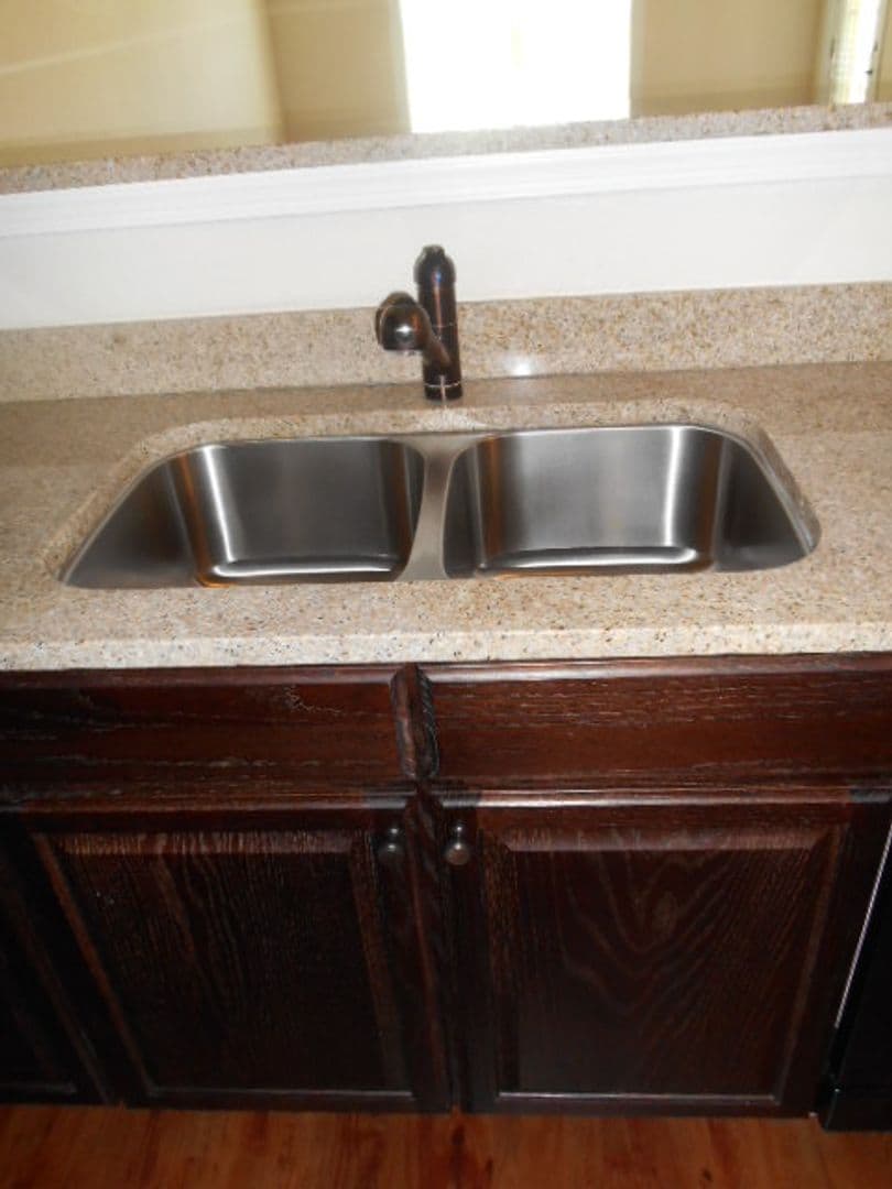 Hampton Apartment: 130 Semple Farm Road