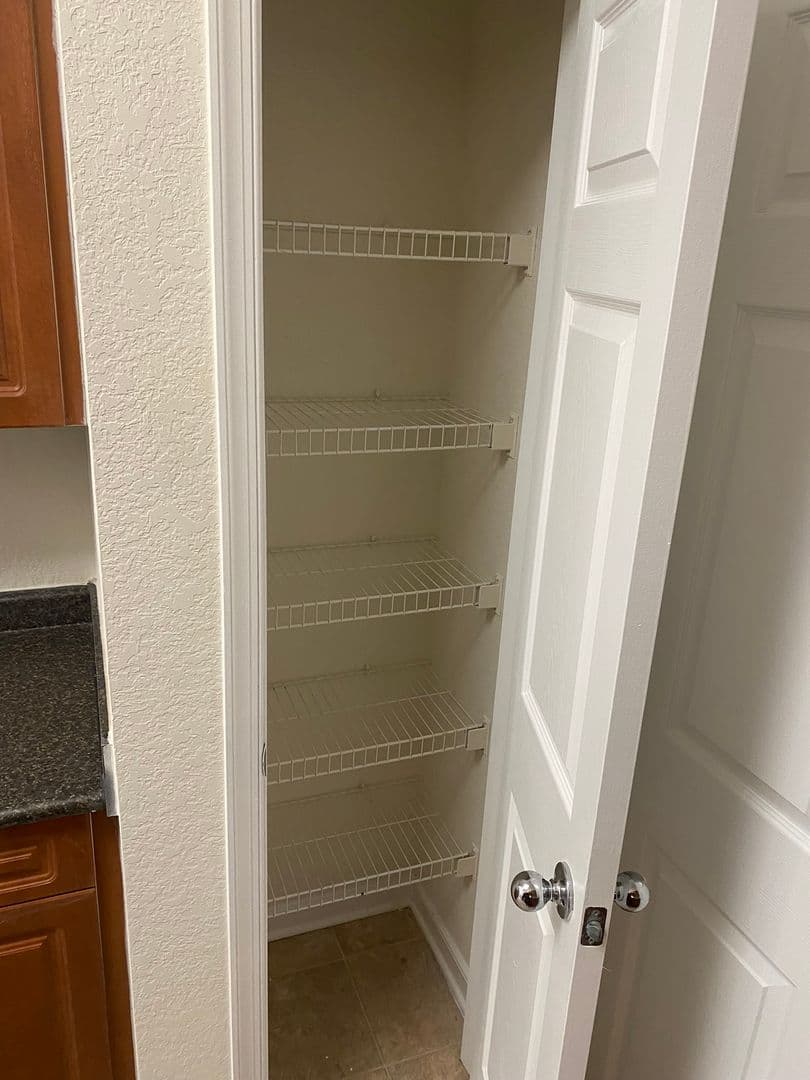 Newport News Apartment: 650 Stoney Creek Lane