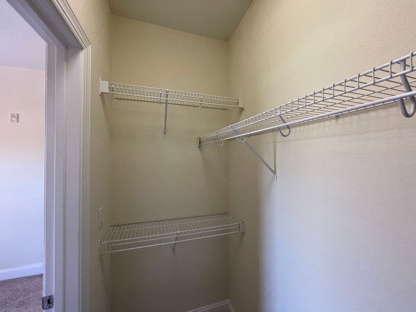 Virginia Beach Apartment: 4884 Travertine Ave
