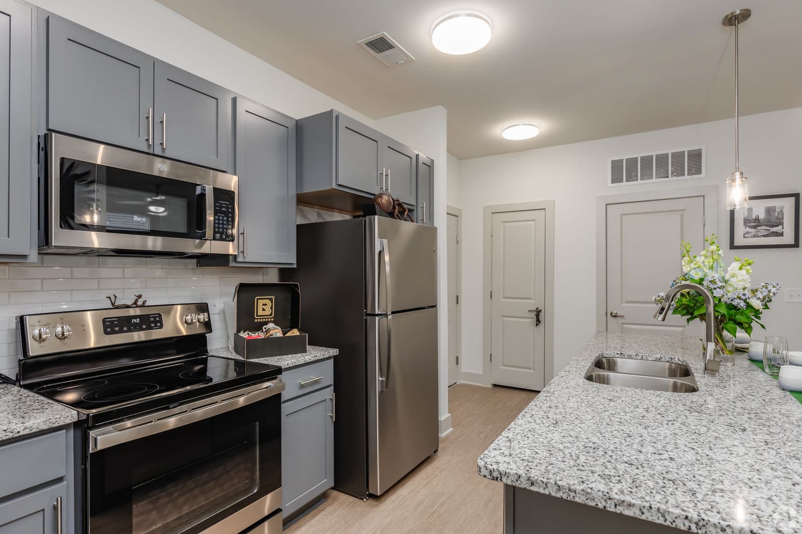 Newport News Apartment: 2055 Stanford Lane