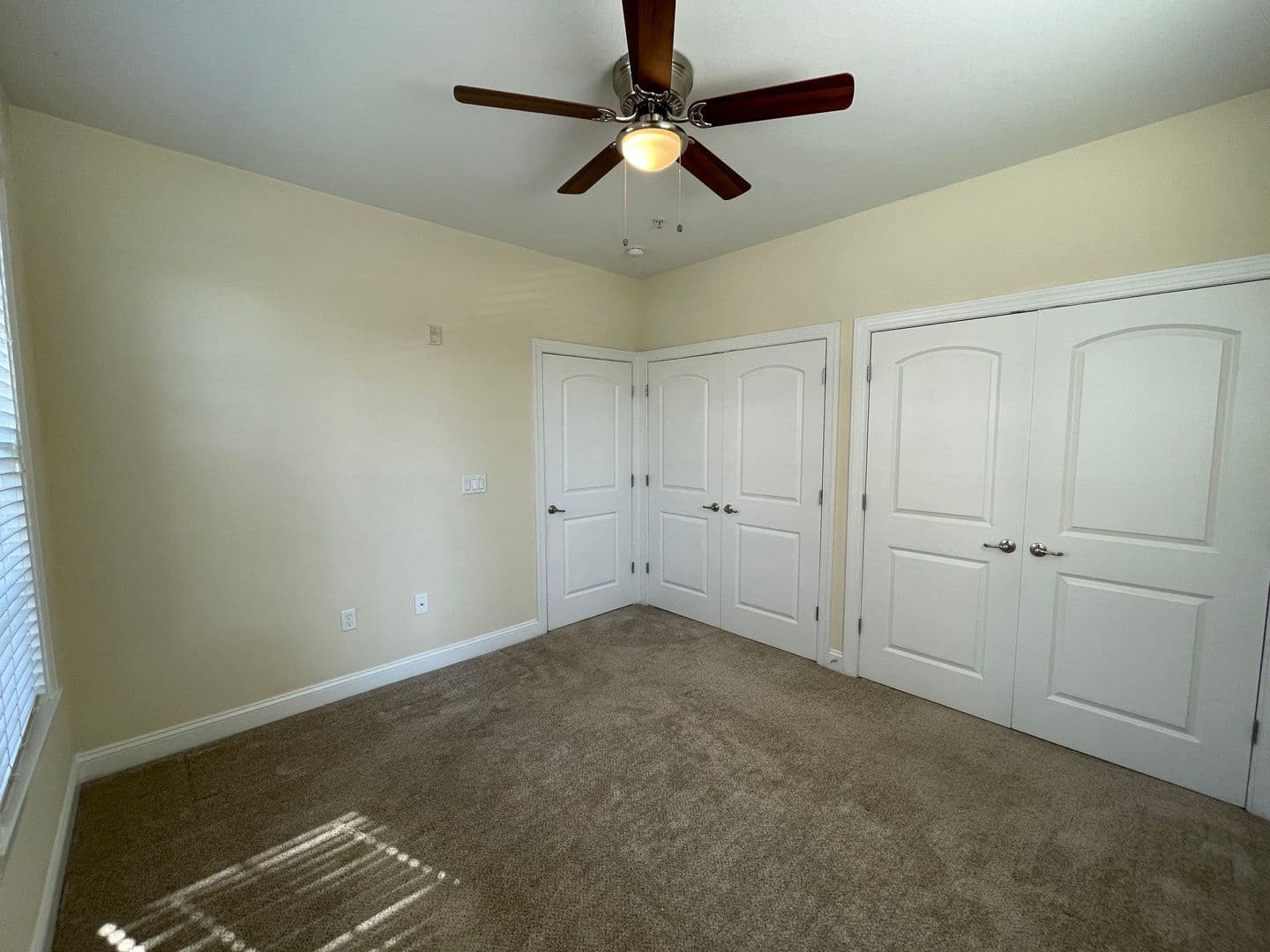 Virginia Beach Apartment: 4884 Travertine Ave