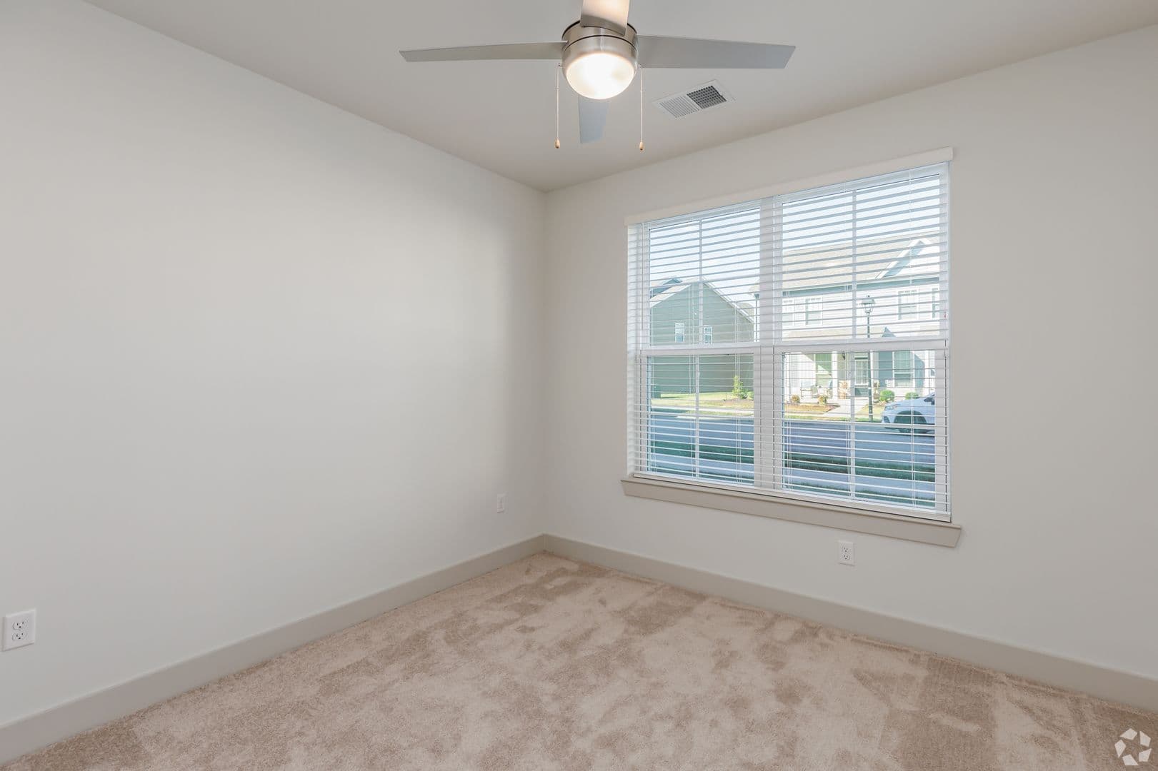 Newport News Apartment: 2055 Stanford Lane