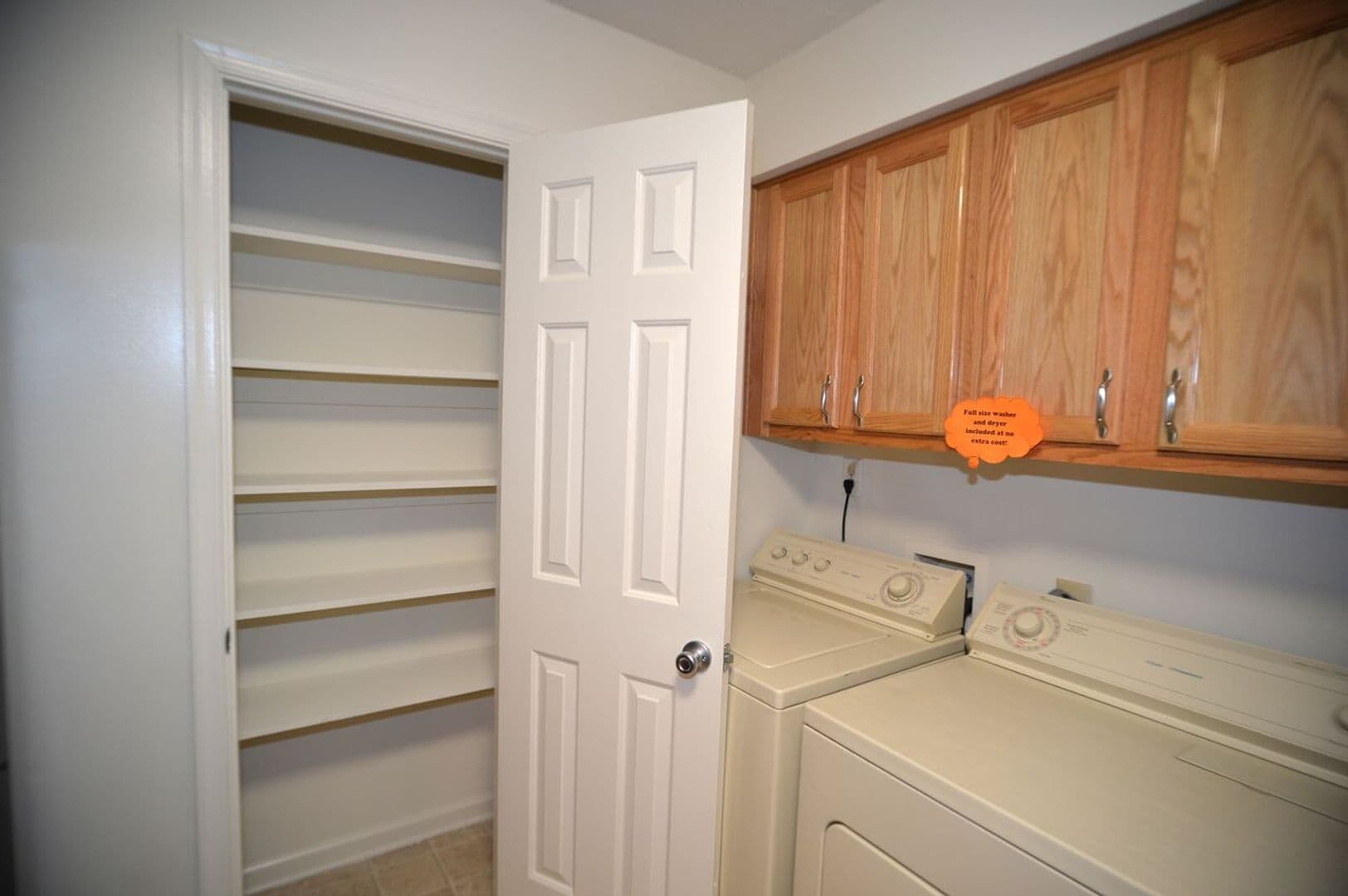 Newport News Apartment: 702 Bellow Way