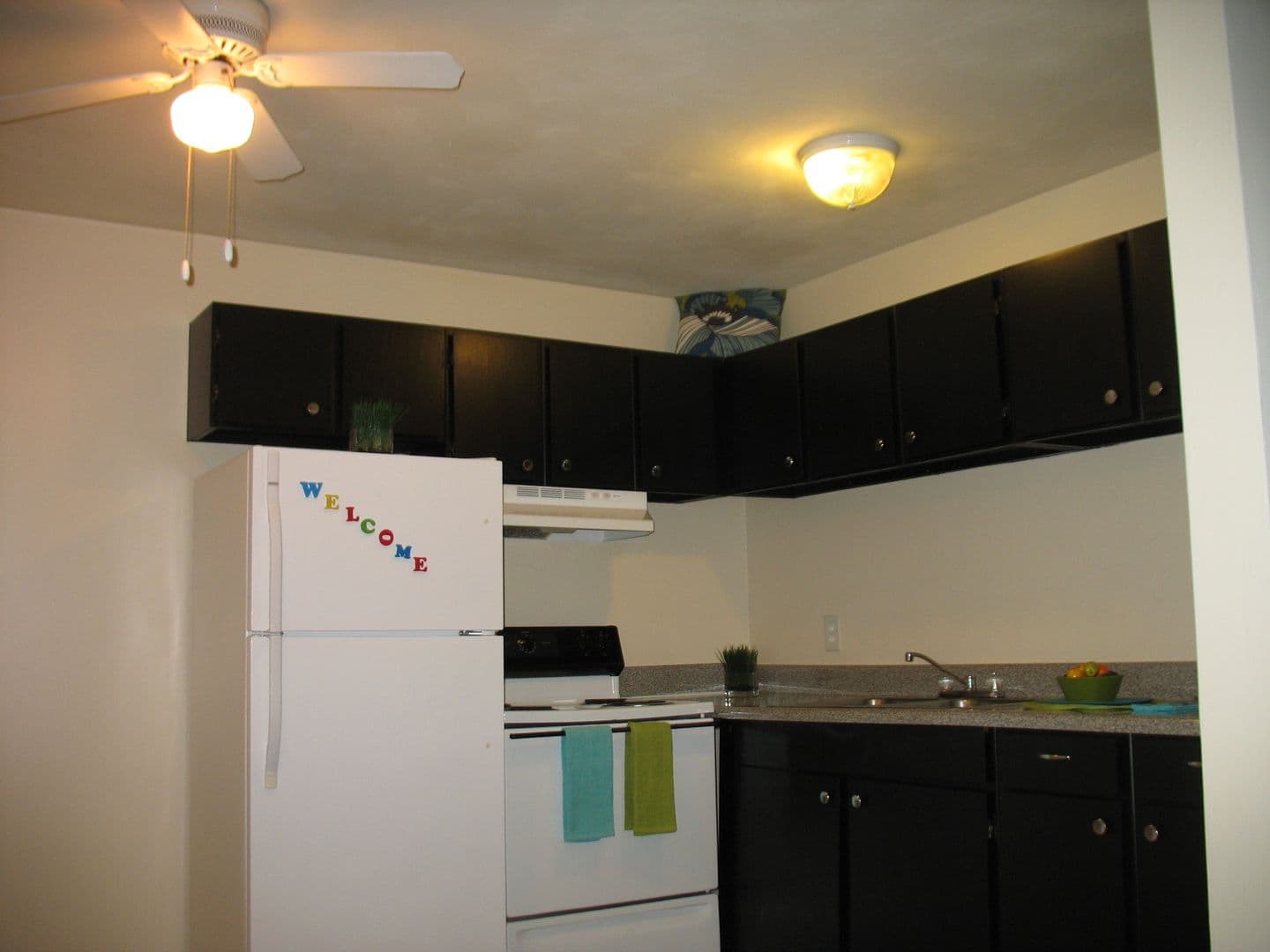 Virginia Beach Apartment: 2212 Vantage Point