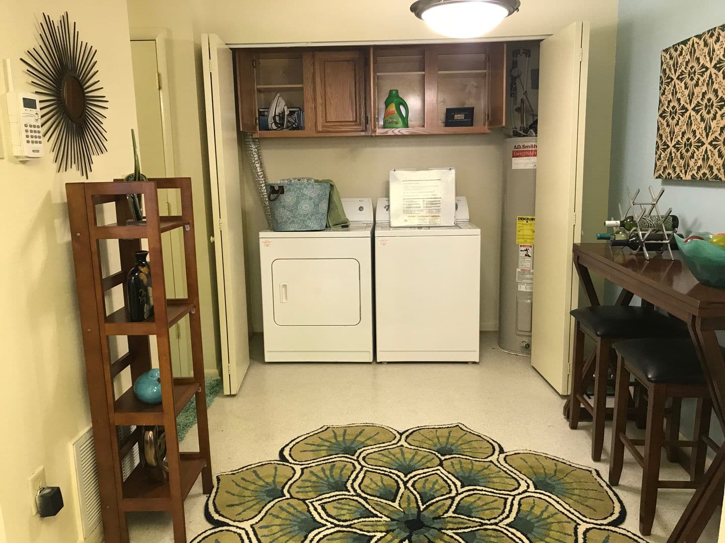 Newport News Townhome: 3900 Woodbridge Drive