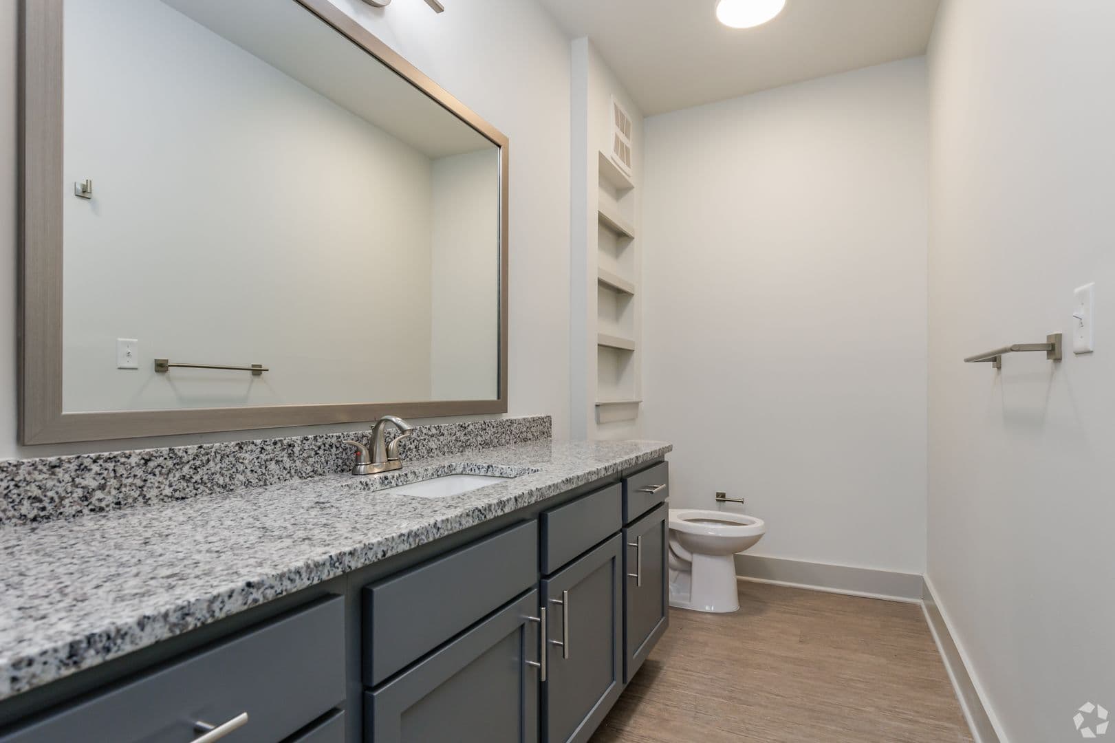 Newport News Apartment: 2055 Stanford Lane