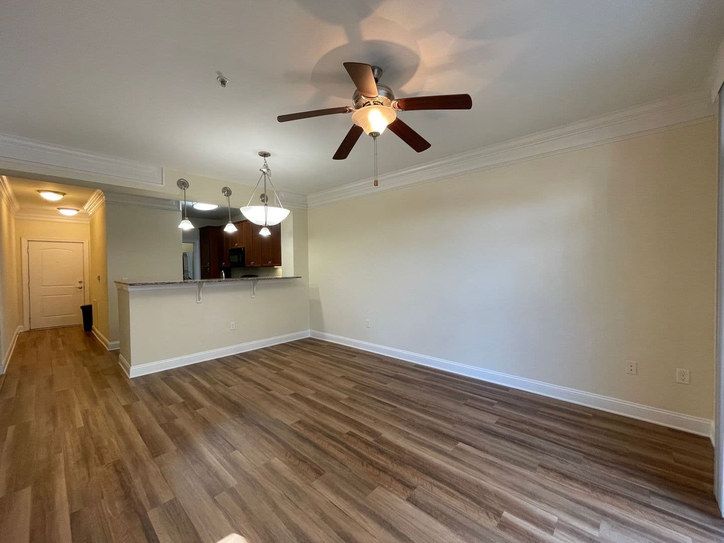 Virginia Beach Apartment: 4884 Travertine Ave