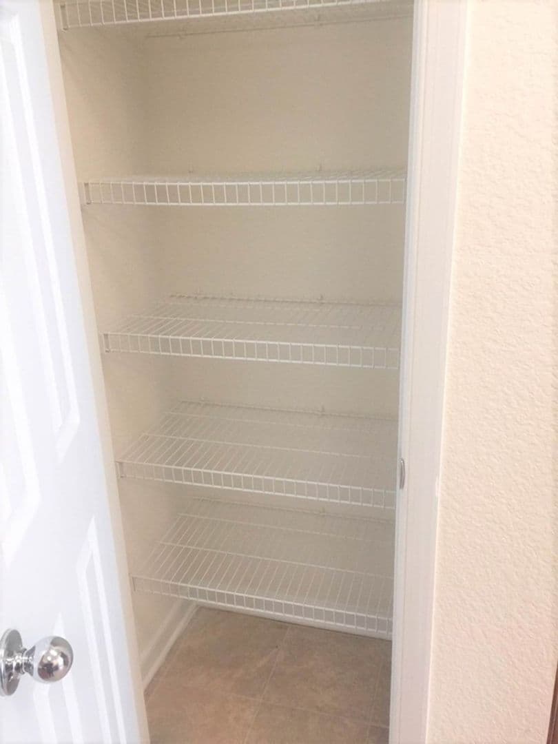 Newport News Apartment: 650 Stoney Creek Lane