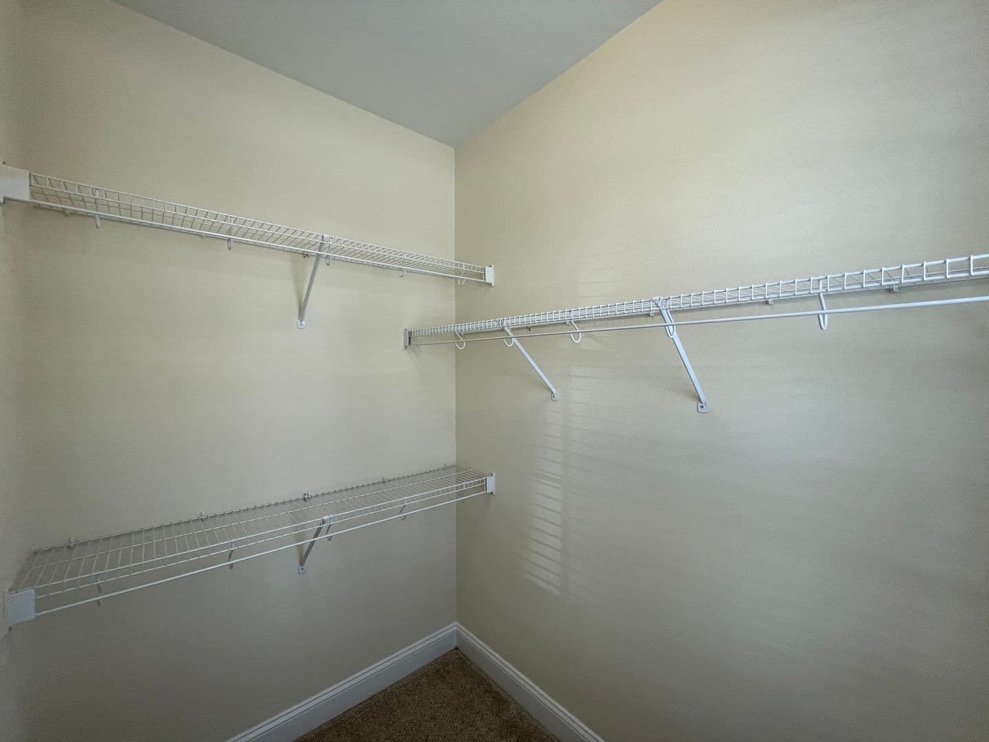 Virginia Beach Apartment: 4884 Travertine Ave
