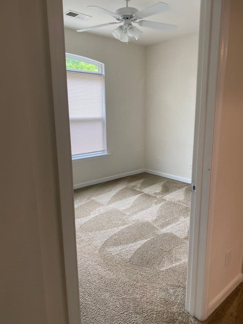 Newport News Apartment: 650 Stoney Creek Lane