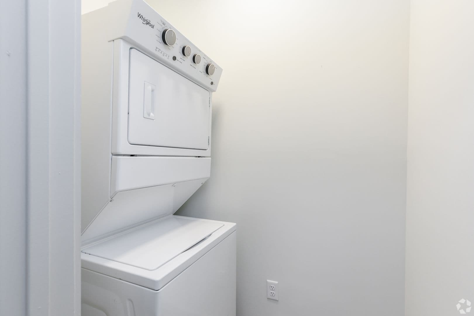 Newport News Apartment: 2055 Stanford Lane