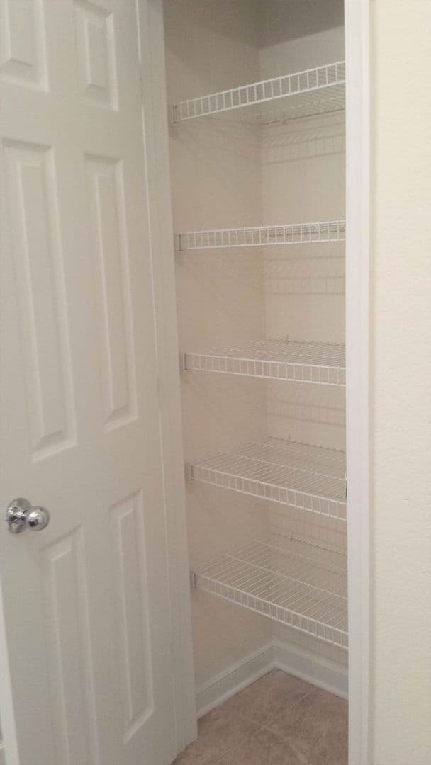 Newport News Apartment: 650 Stoney Creek Lane