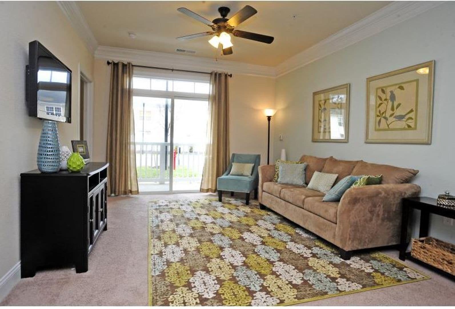 Hampton Apartment: 130 Semple Farm Road