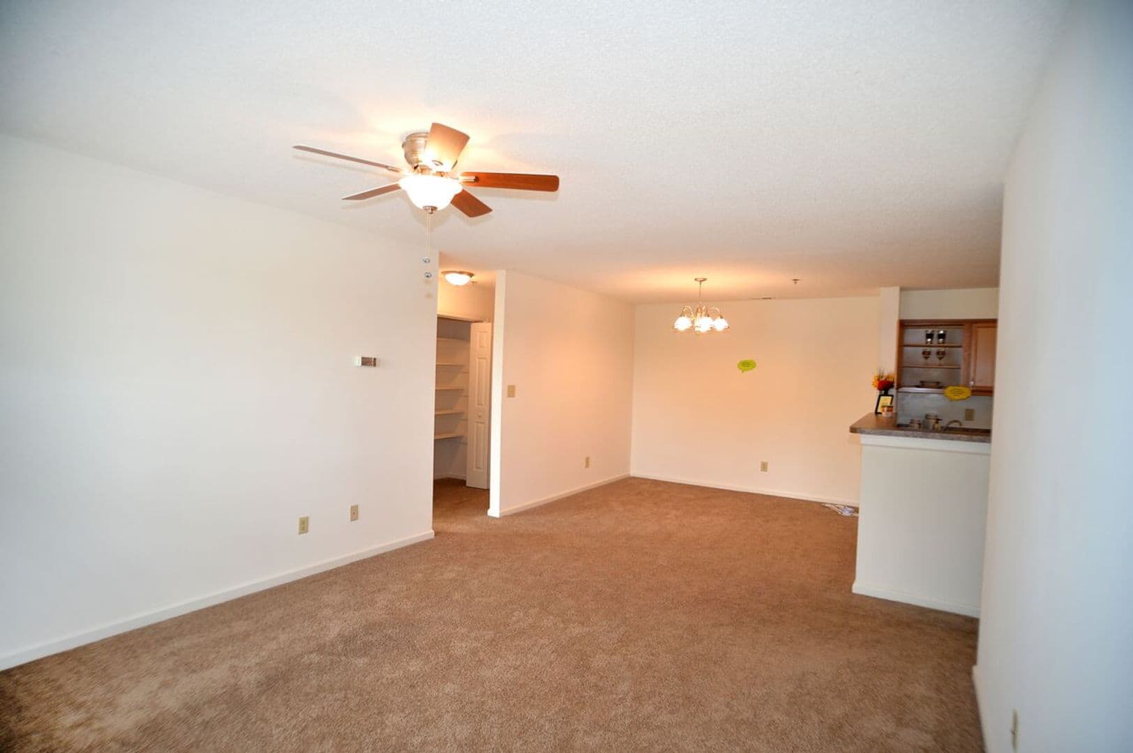 Newport News Apartment: 702 Bellow Way