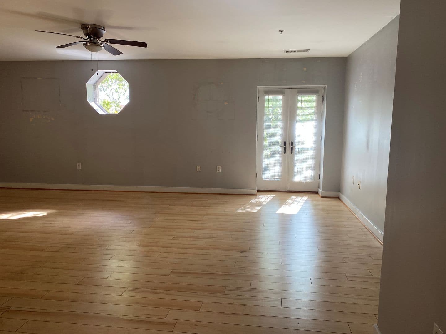 Portsmouth Apartment: 306 High Street