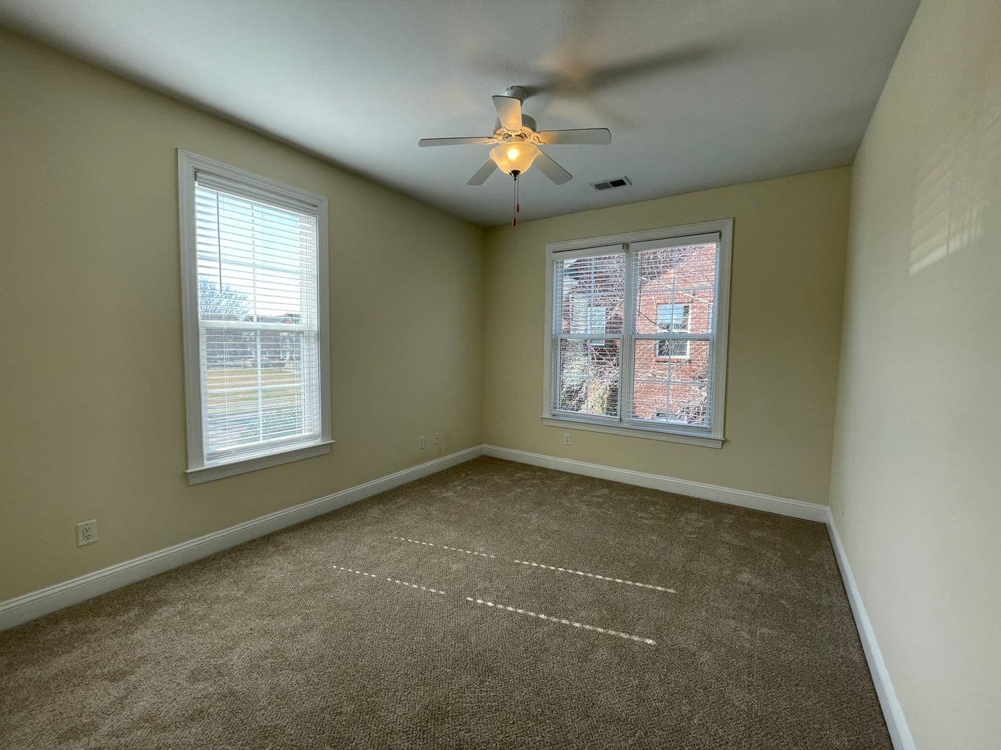 Virginia Beach Apartment: 4884 Travertine Ave