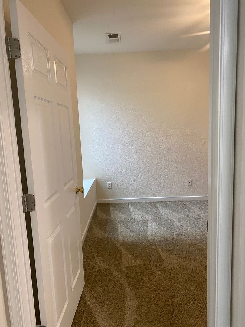 Newport News Apartment: 650 Stoney Creek Lane