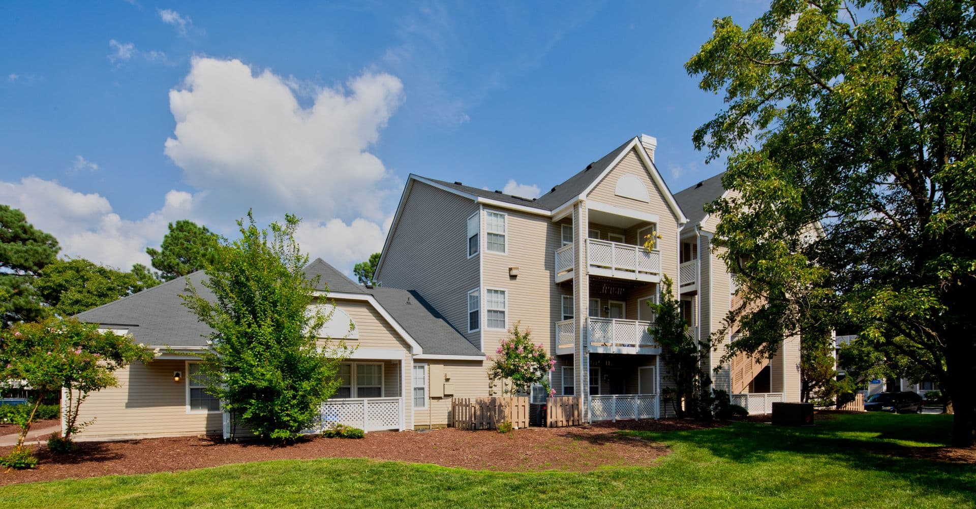 Newport News Apartment: 702 Bellow Way
