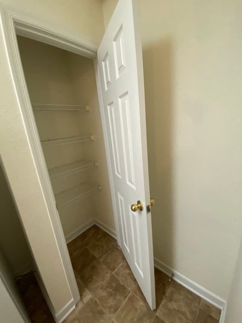 Newport News Apartment: 650 Stoney Creek Lane