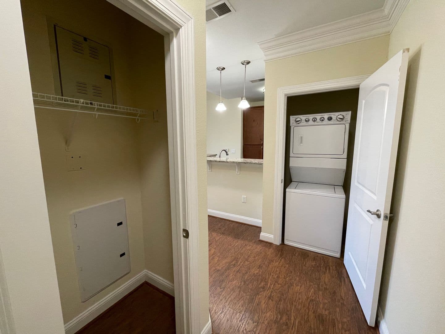 Virginia Beach Apartment: 4884 Travertine Ave
