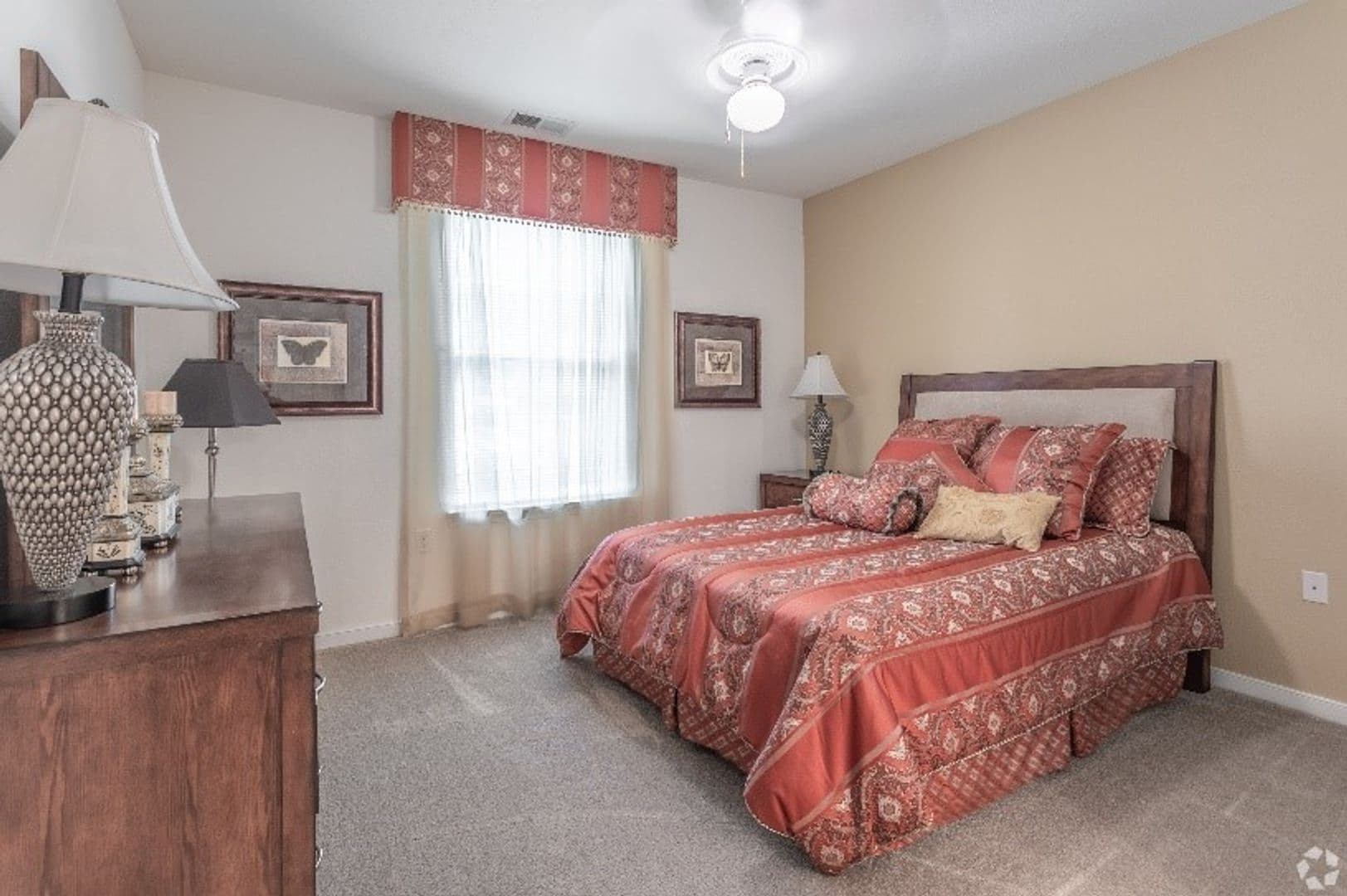 Newport News Apartment: 650 Stoney Creek Lane