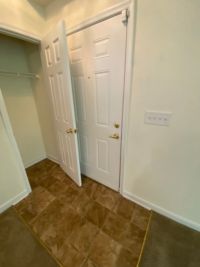 Newport News Apartment: 650 Stoney Creek Lane