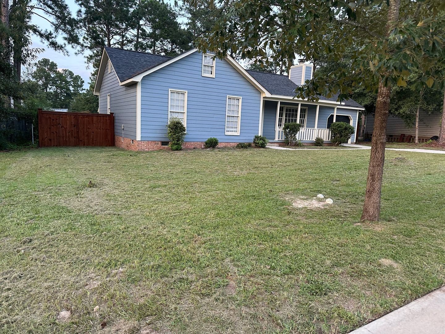 Columbia House: 219 Concourse Rd