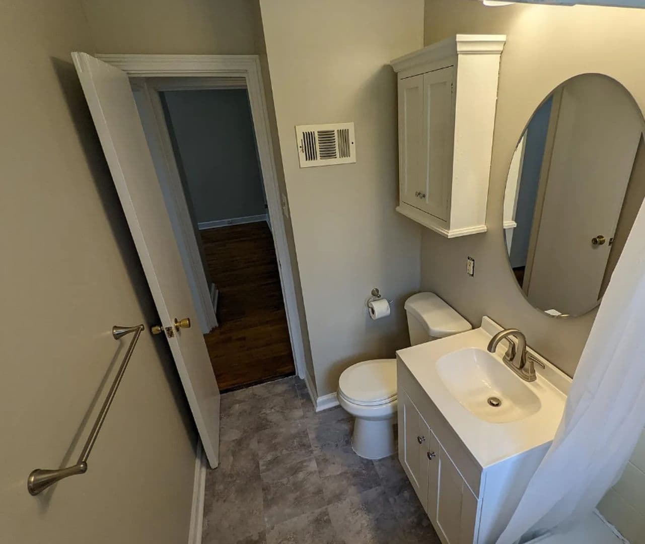 Columbia House: 15 Sierra Court